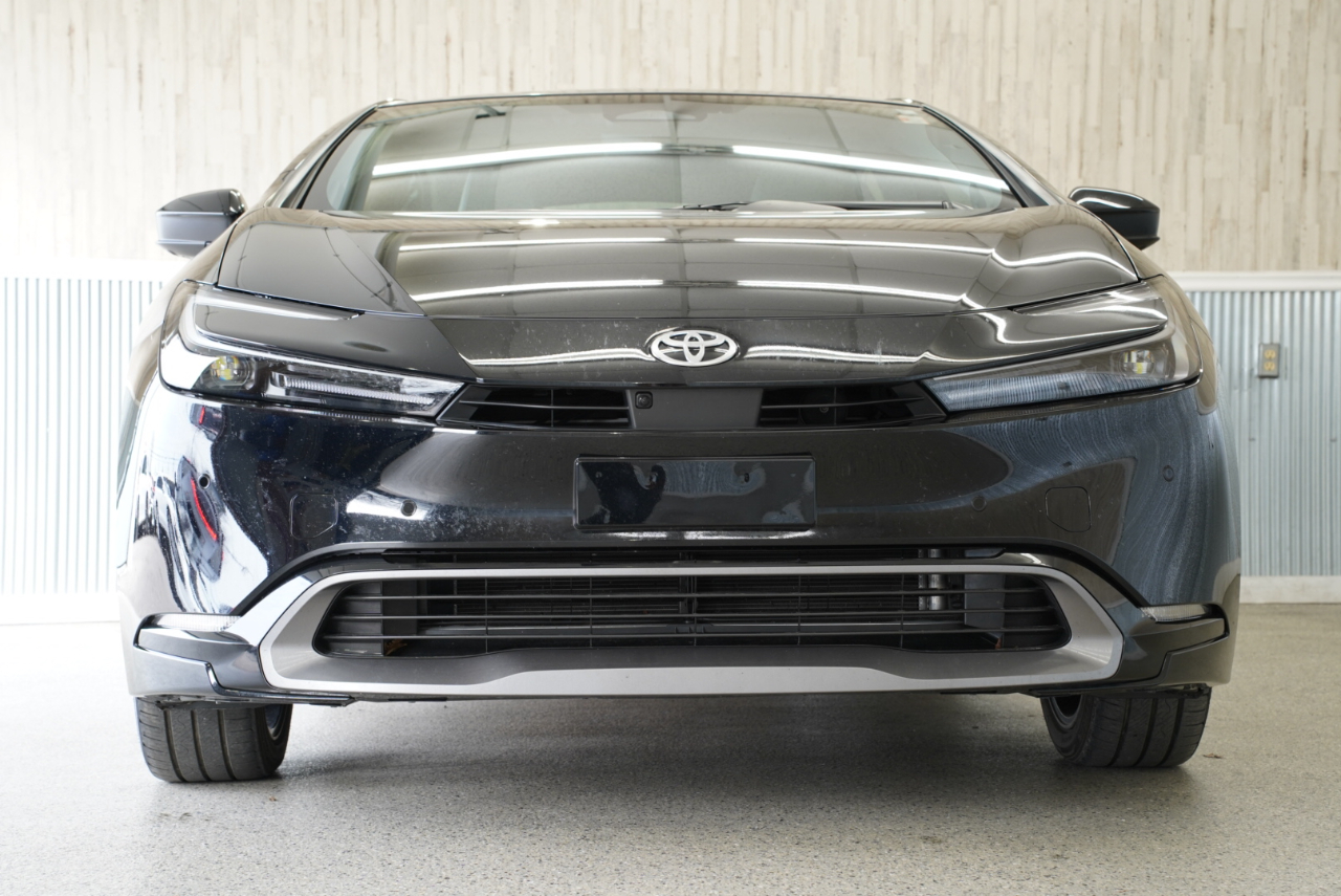Toyota Prius Limited 2024