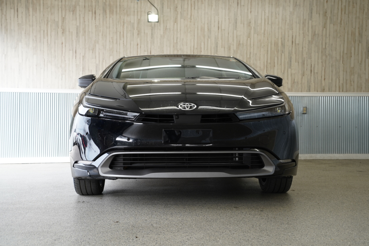 Toyota Prius Limited 2024