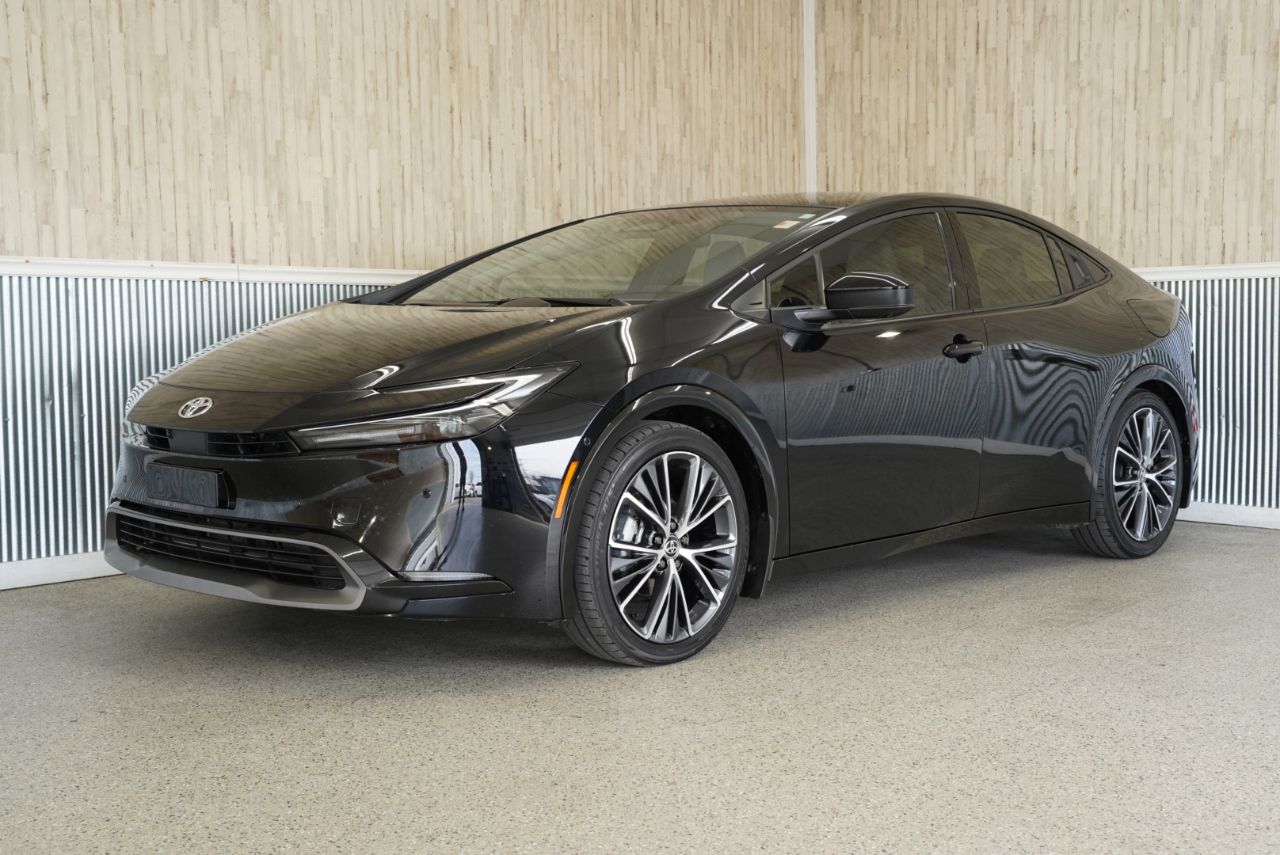 Toyota Prius Limited 2024