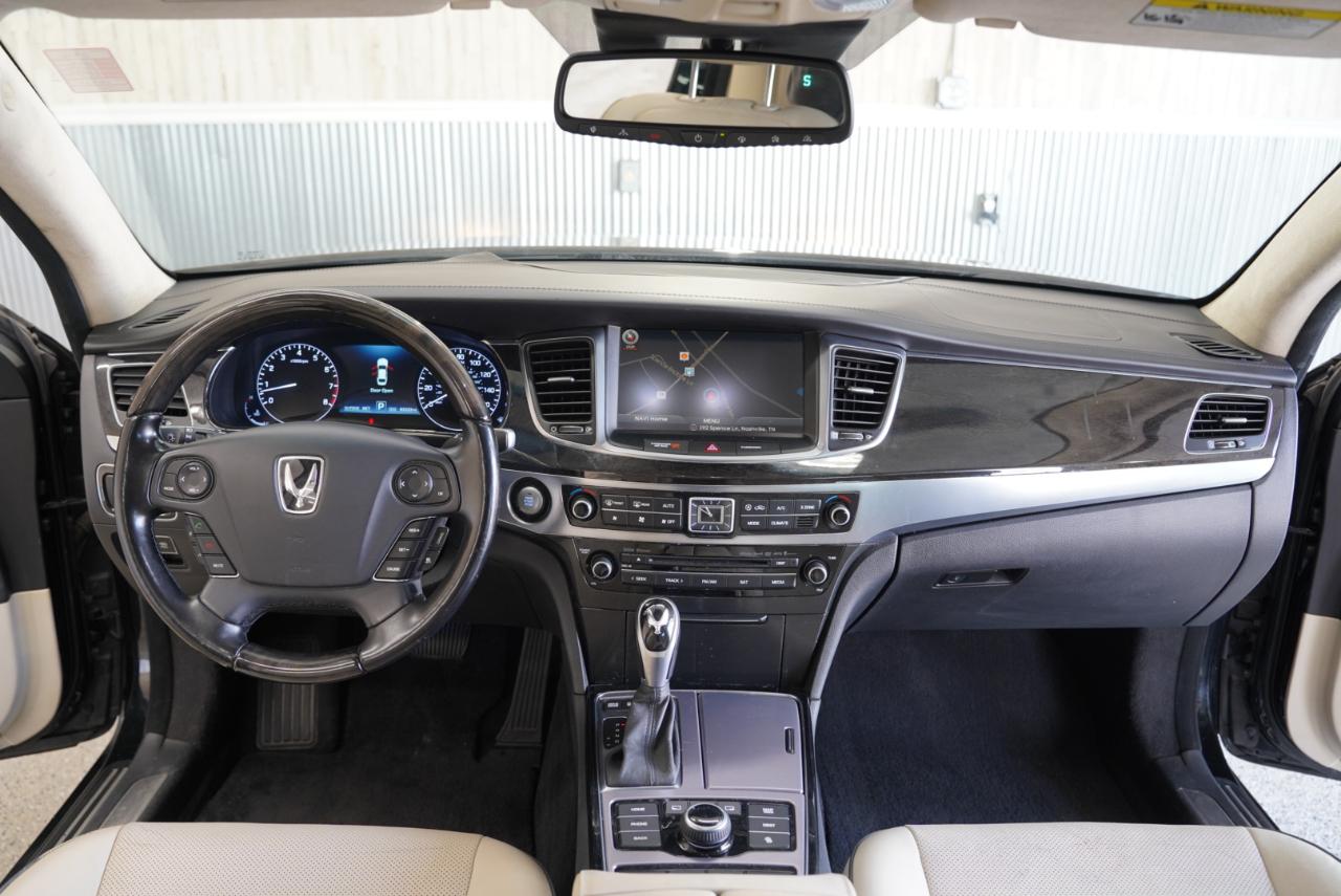 Hyundai Equus 4dr Sdn Signature 2016