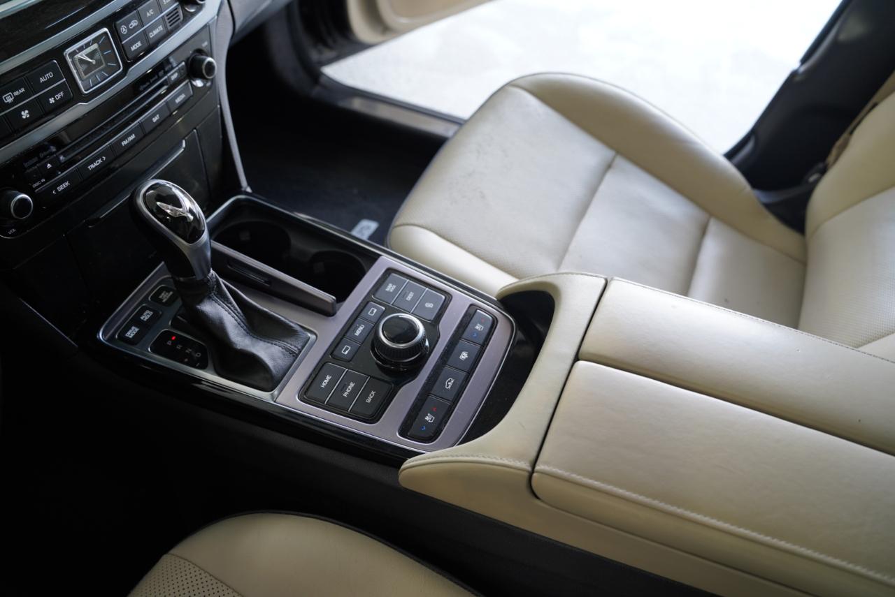 Hyundai Equus 4dr Sdn Signature 2016