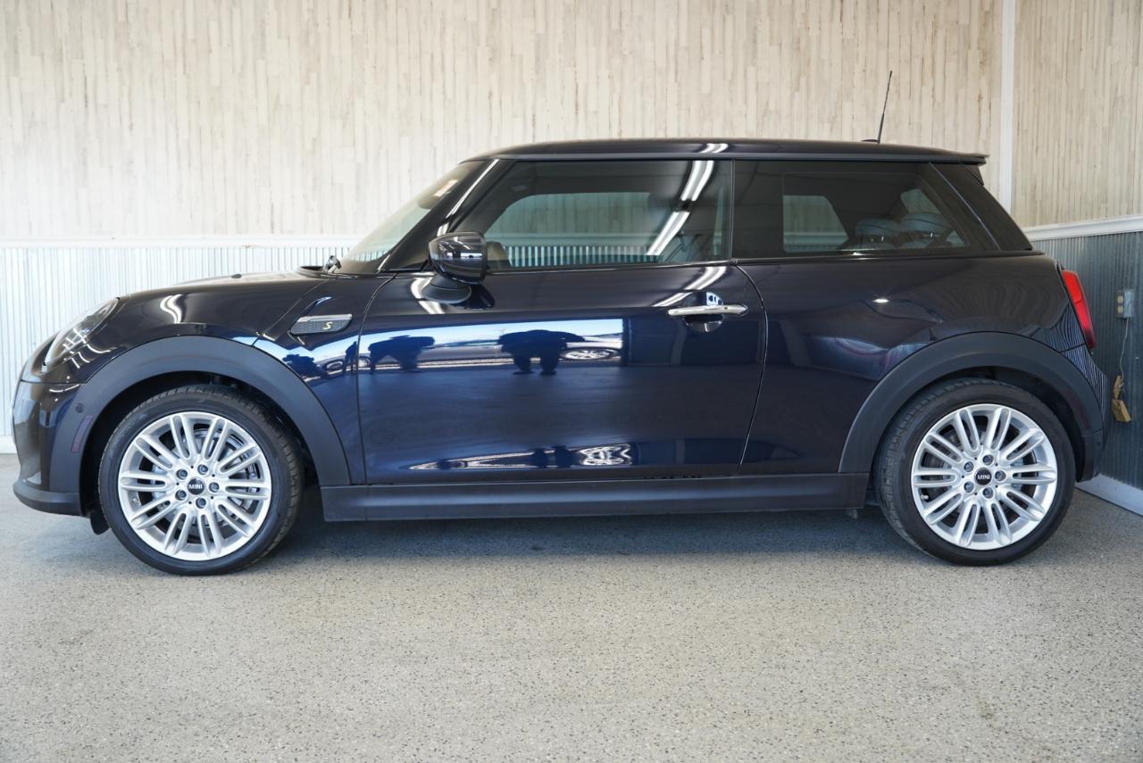 MINI Hardtop 2 Door Cooper SE FWD 2023