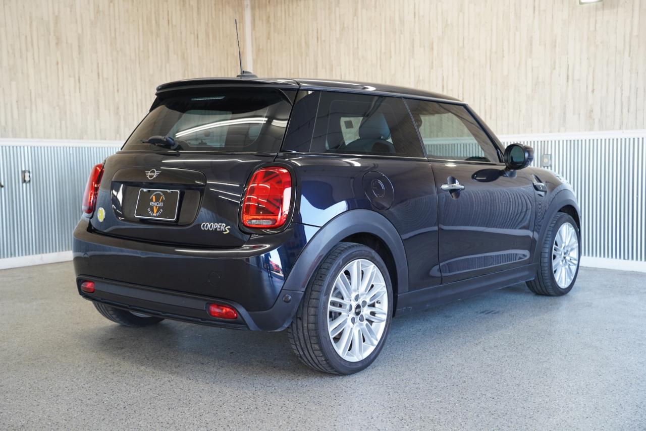 MINI Hardtop 2 Door Cooper SE FWD 2023