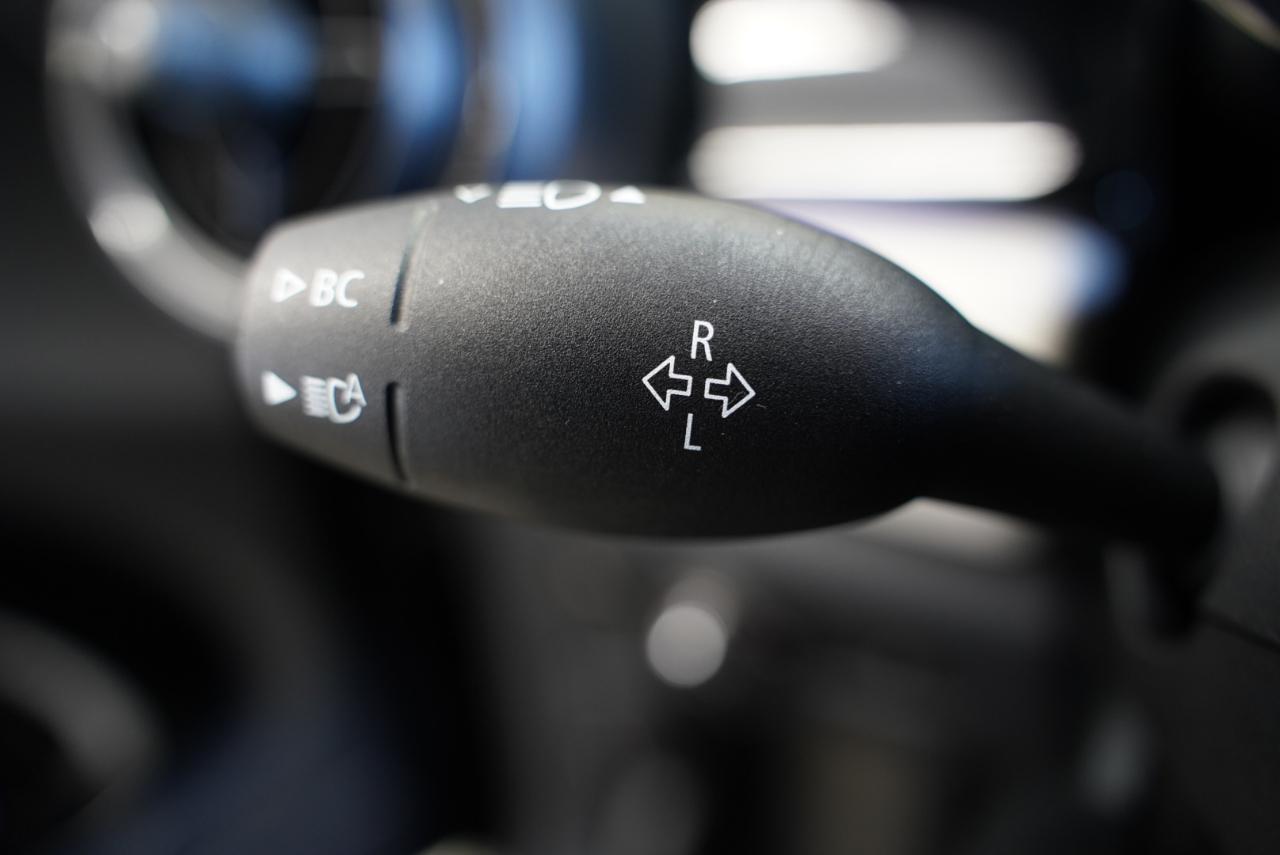 MINI Hardtop 2 Door Cooper SE FWD 2023