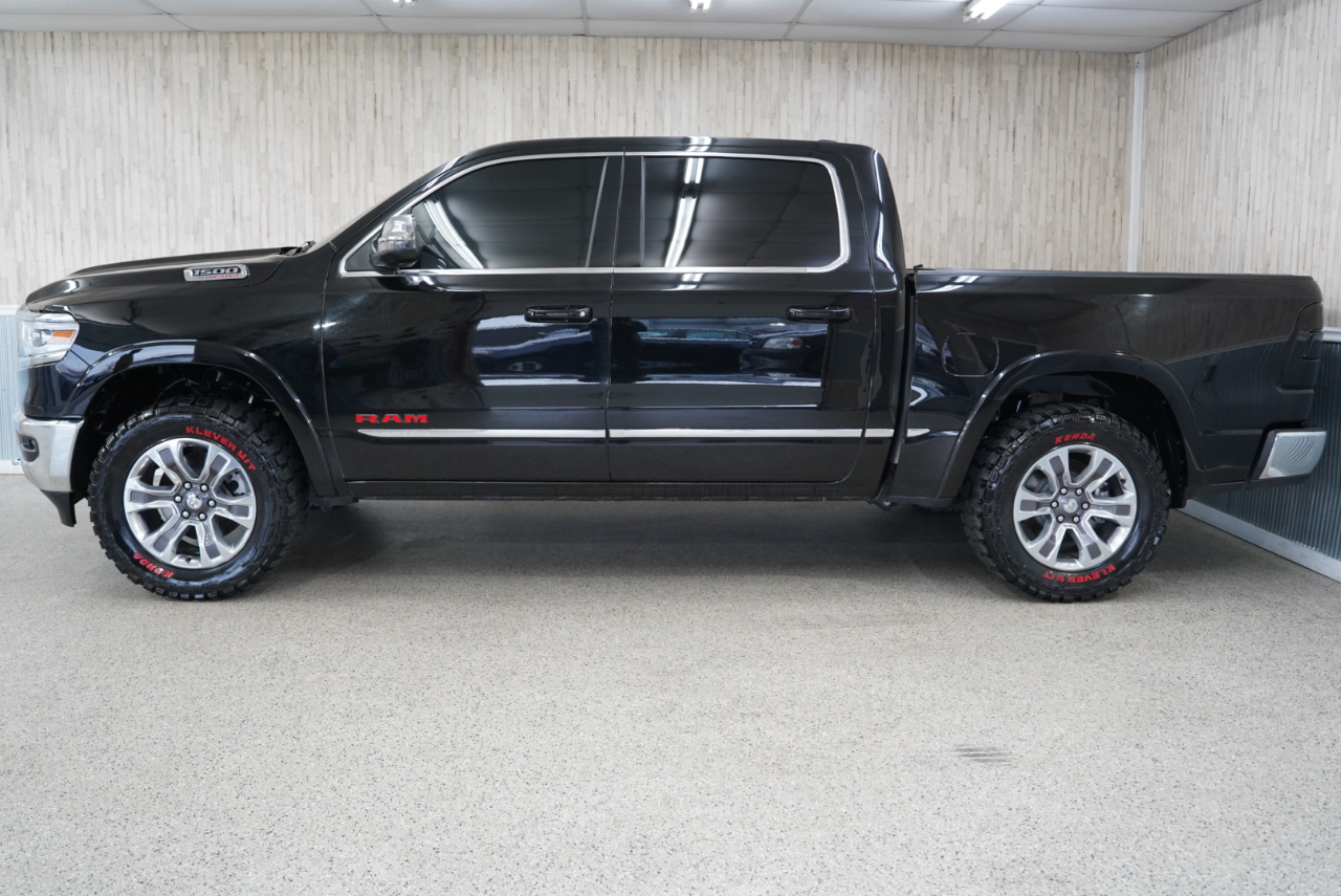 RAM 1500 Limited 4x4 Crew Cab 5'7" Box 2024