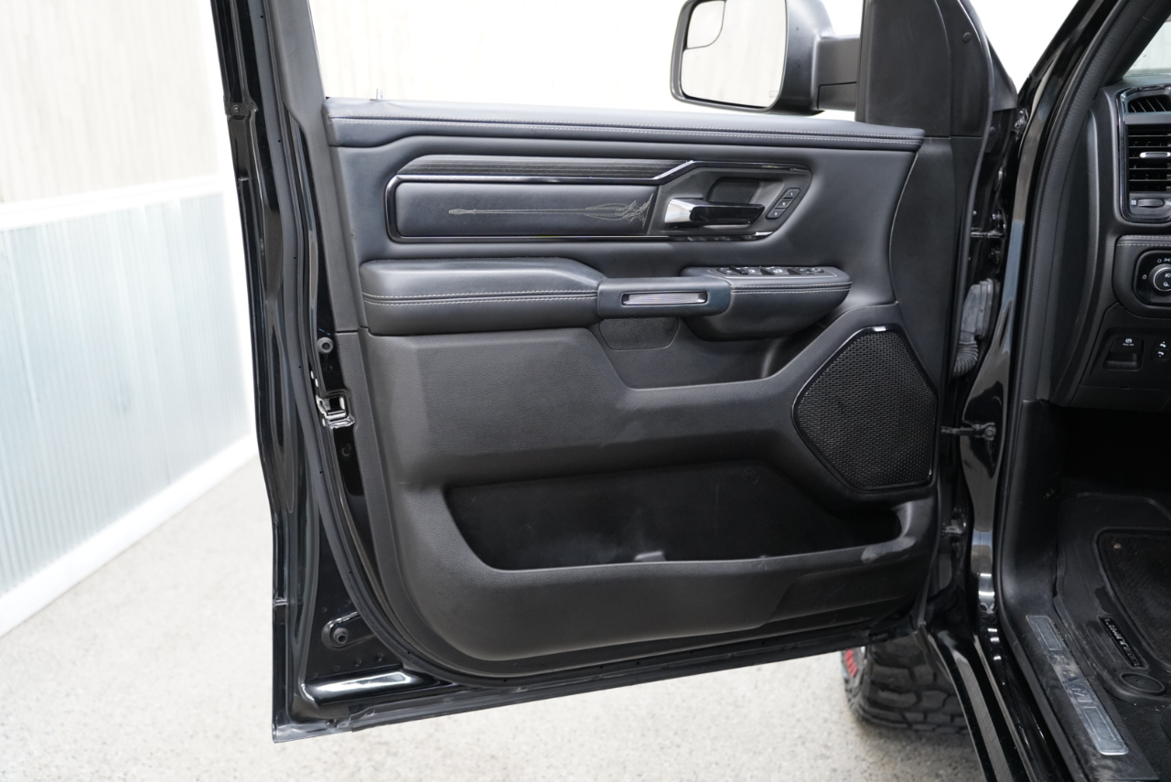 RAM 1500 Limited 4x4 Crew Cab 5'7" Box 2024