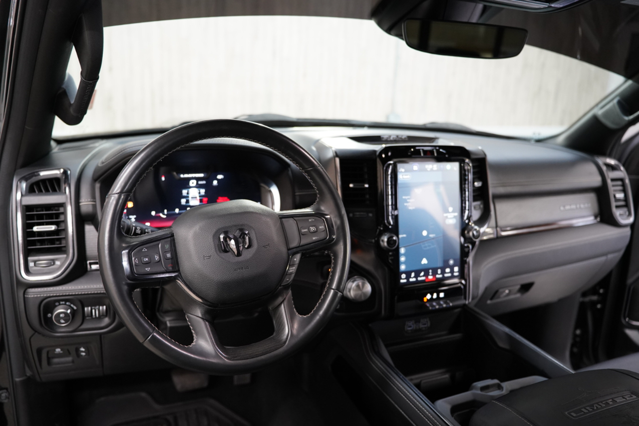 RAM 1500 Limited 4x4 Crew Cab 5'7" Box 2024