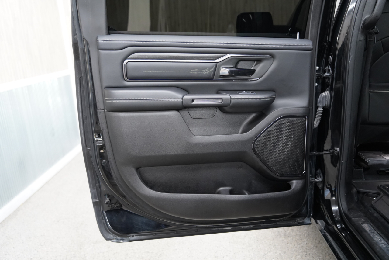 RAM 1500 Limited 4x4 Crew Cab 5'7" Box 2024