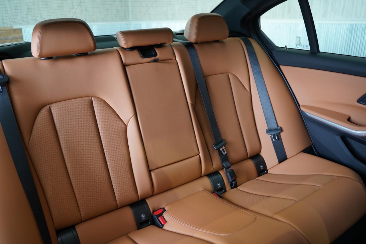 BMW 3 Series M340i Sedan 2025