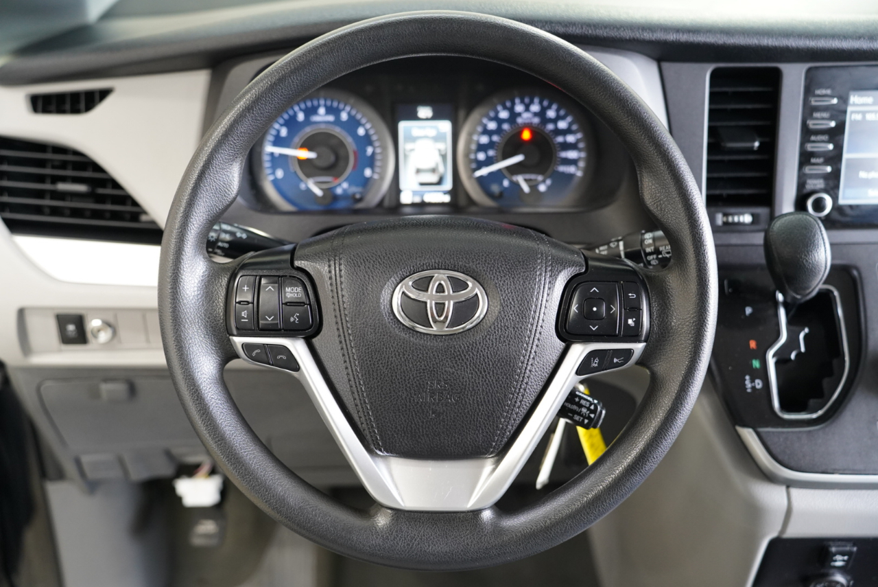 Toyota Sienna L FWD 7-Passenger (Natl) 2020