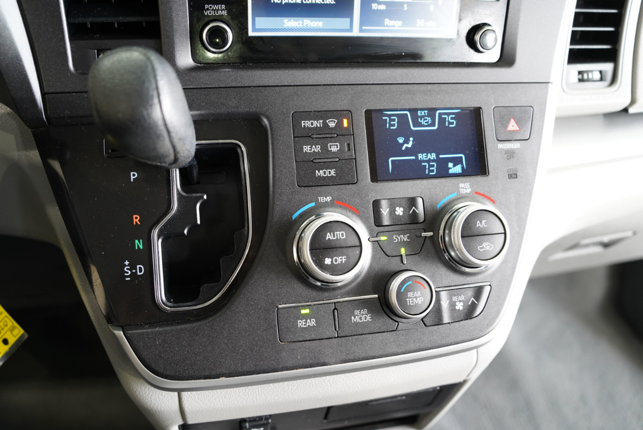 Toyota Sienna L FWD 7-Passenger (Natl) 2020