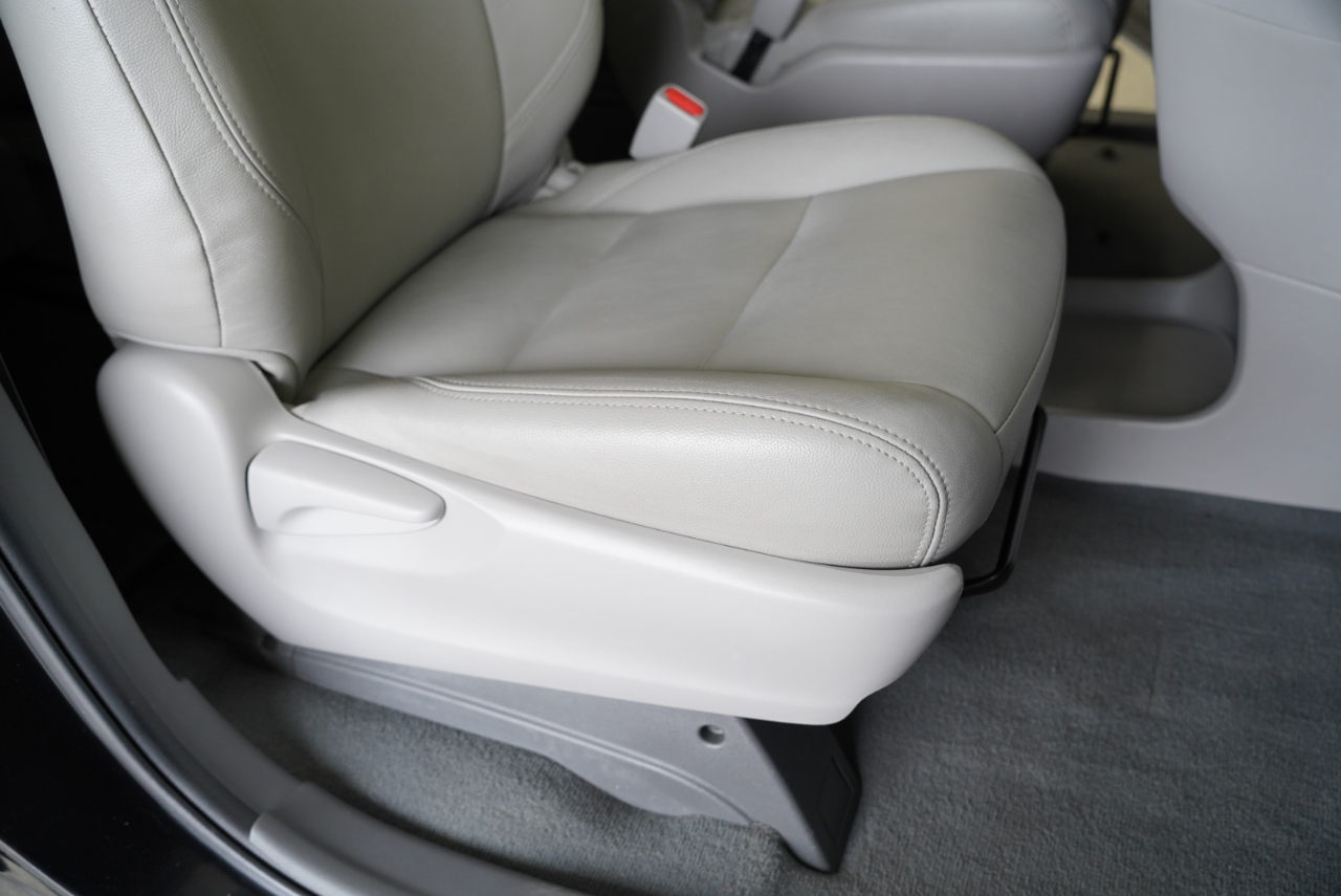 Toyota Sienna L FWD 7-Passenger (Natl) 2020