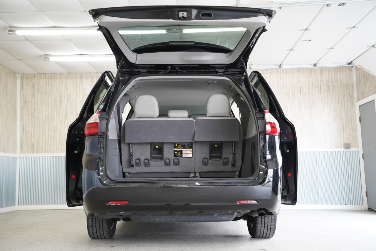 Toyota Sienna L FWD 7-Passenger (Natl) 2020