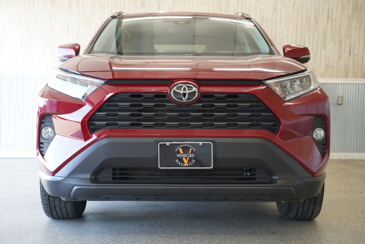 Toyota RAV4 XLE AWD (Natl) 2021