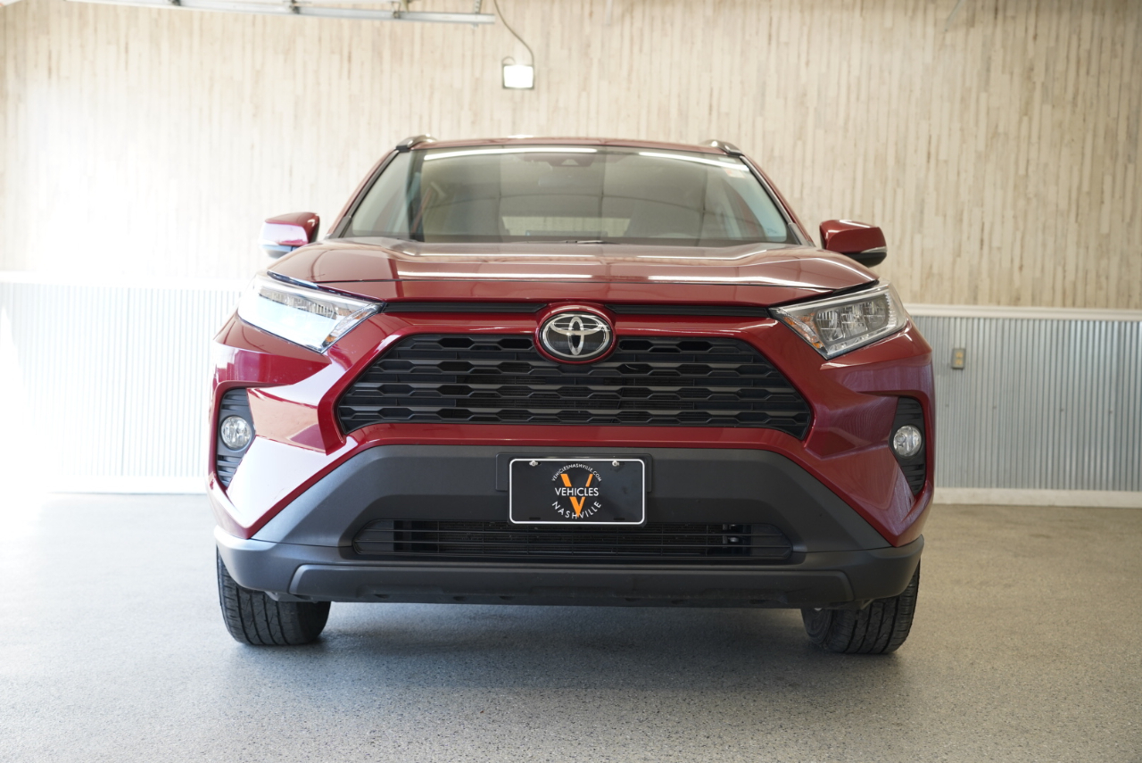 Toyota RAV4 XLE AWD (Natl) 2021