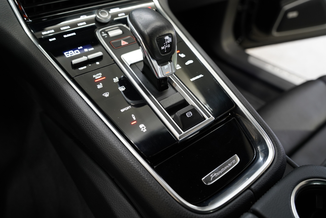 Porsche Panamera 4 Executive AWD 2019