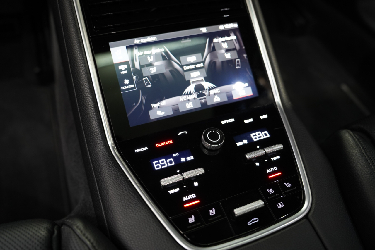 Porsche Panamera 4 Executive AWD 2019