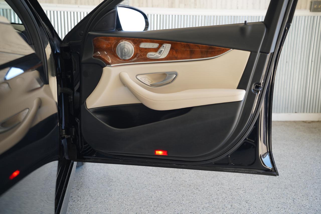 Mercedes-Benz E-Class E 300 Luxury 4MATIC Sedan 2017