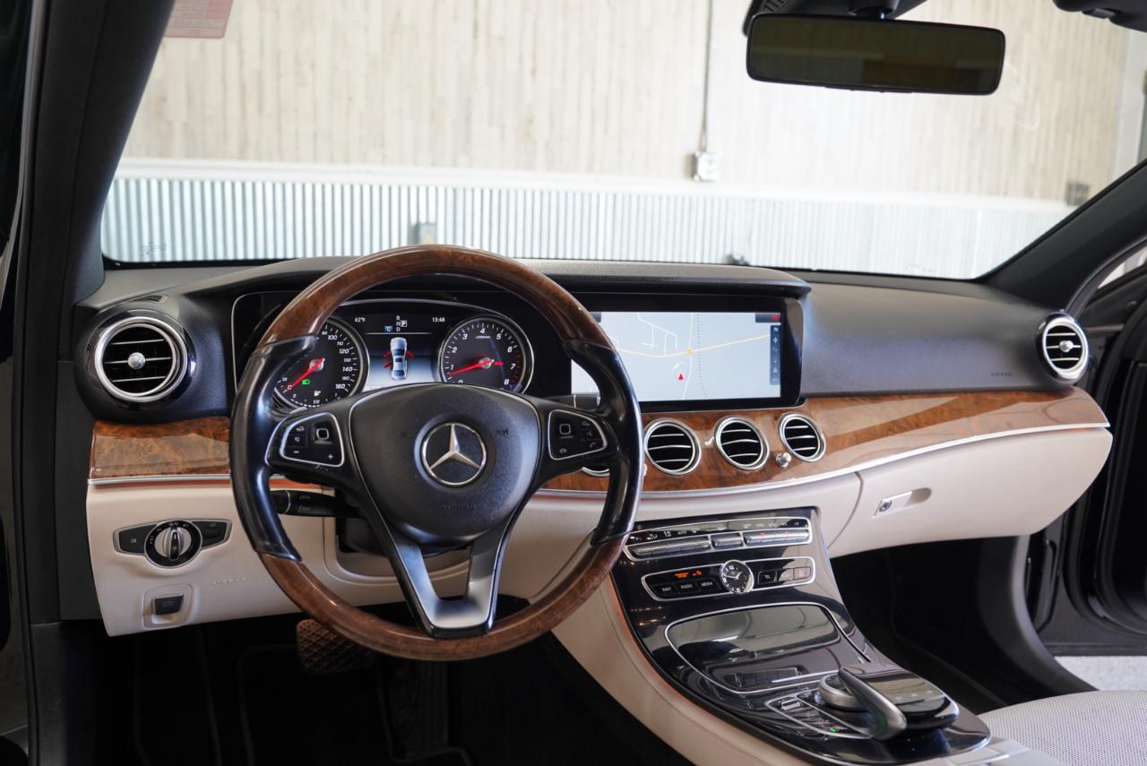 Mercedes-Benz E-Class E 300 Luxury 4MATIC Sedan 2017