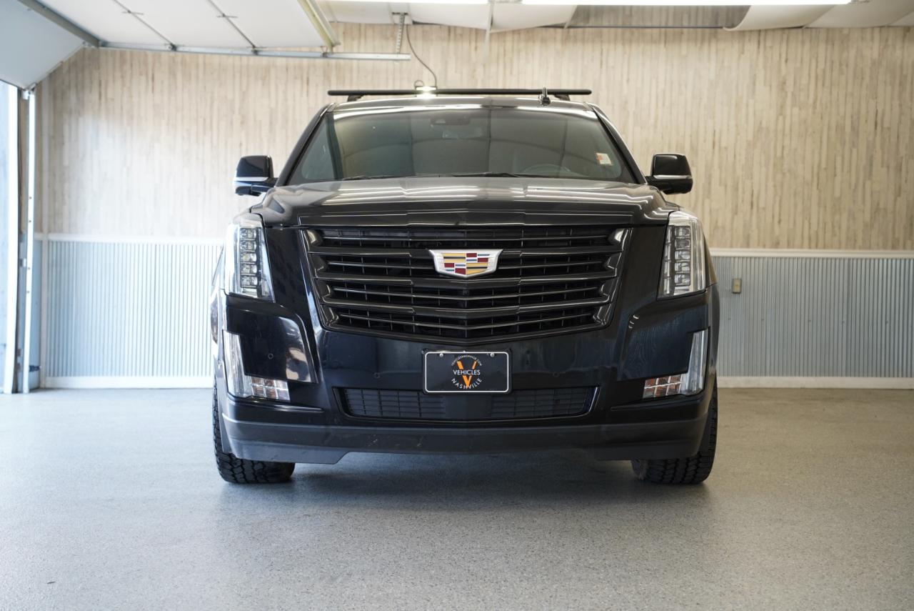 Cadillac Escalade ESV 4WD 4dr Platinum 2019