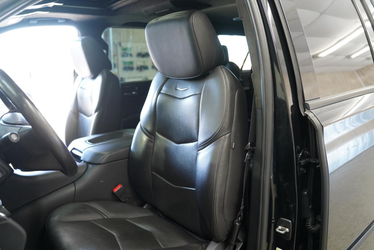 Cadillac Escalade ESV 4WD 4dr Platinum 2019