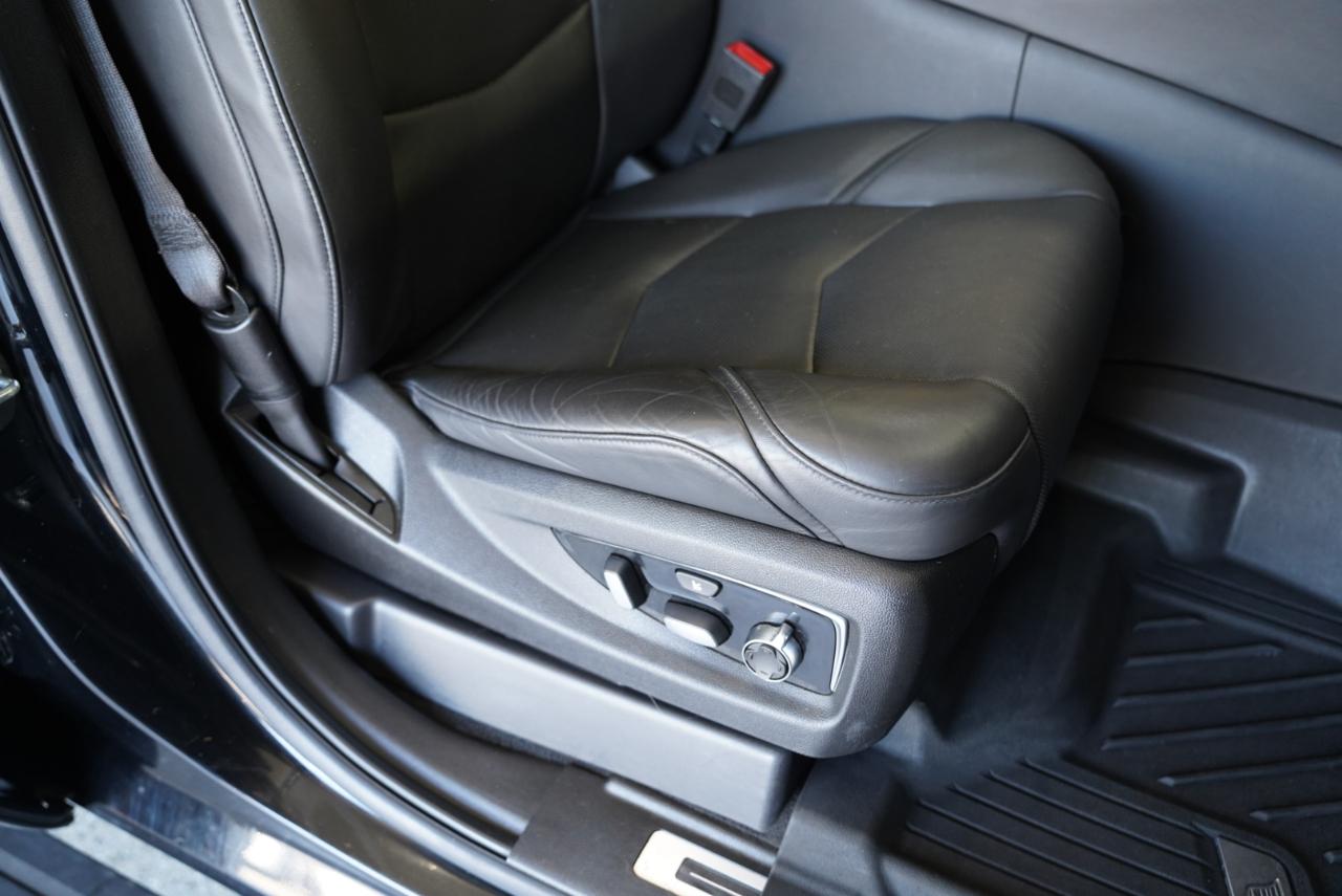 Cadillac Escalade ESV 4WD 4dr Platinum 2019