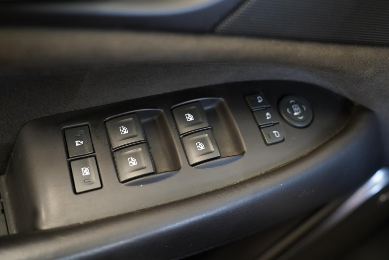 Cadillac Escalade ESV 4WD 4dr Platinum 2019