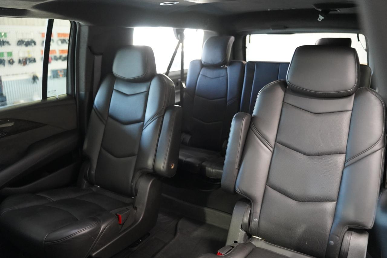 Cadillac Escalade ESV 4WD 4dr Platinum 2019