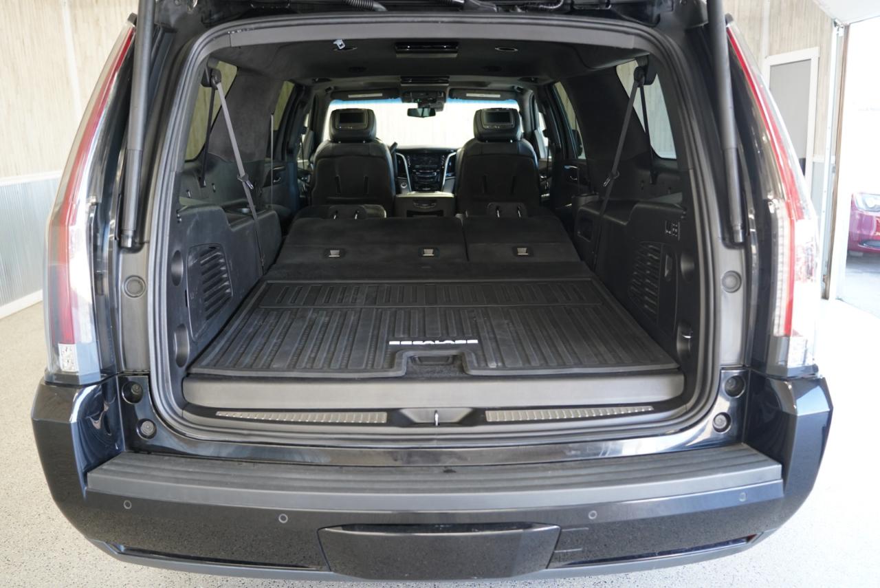 Cadillac Escalade ESV 4WD 4dr Platinum 2019