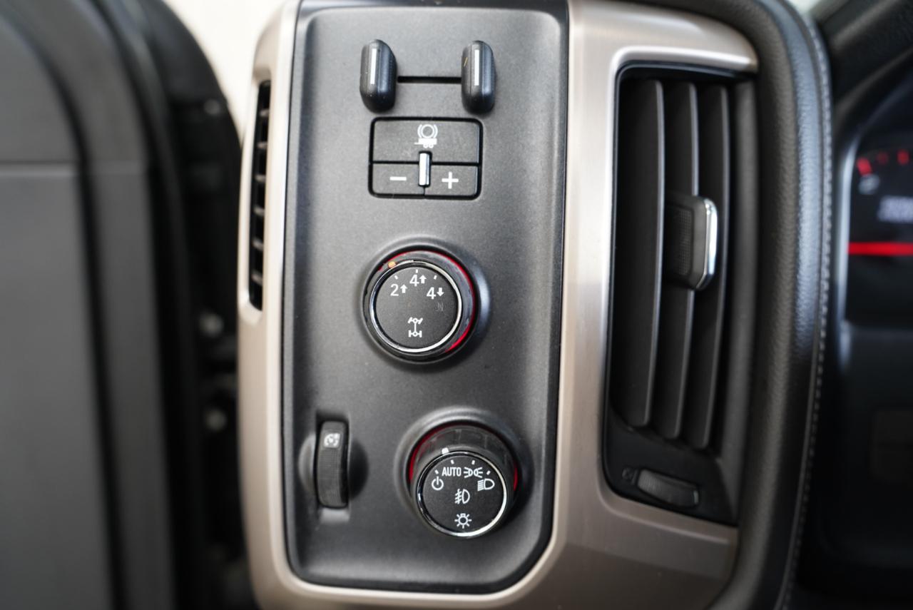 GMC Sierra 2500HD 4WD Crew Cab 153.7" Denali 2015