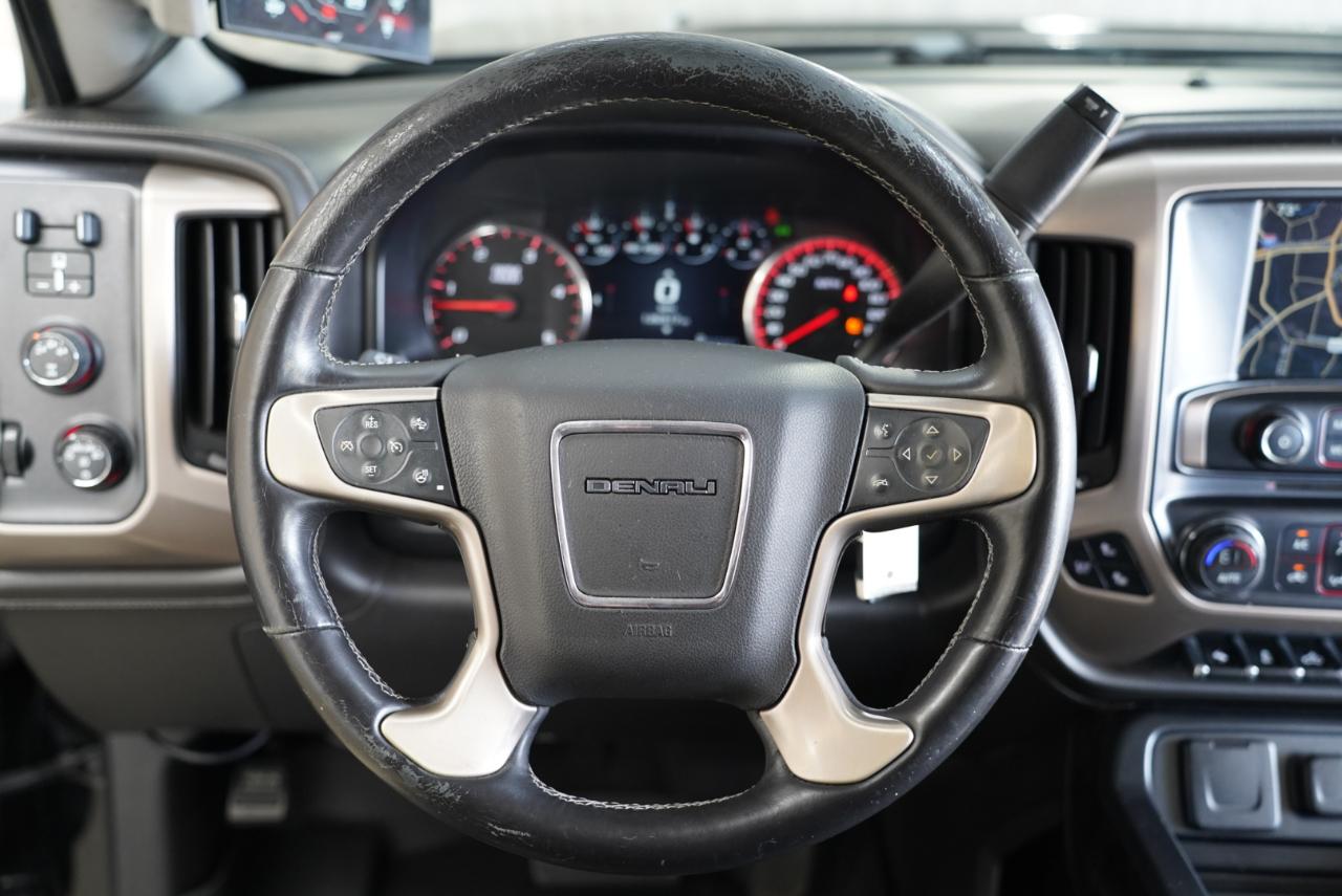 GMC Sierra 2500HD 4WD Crew Cab 153.7" Denali 2015