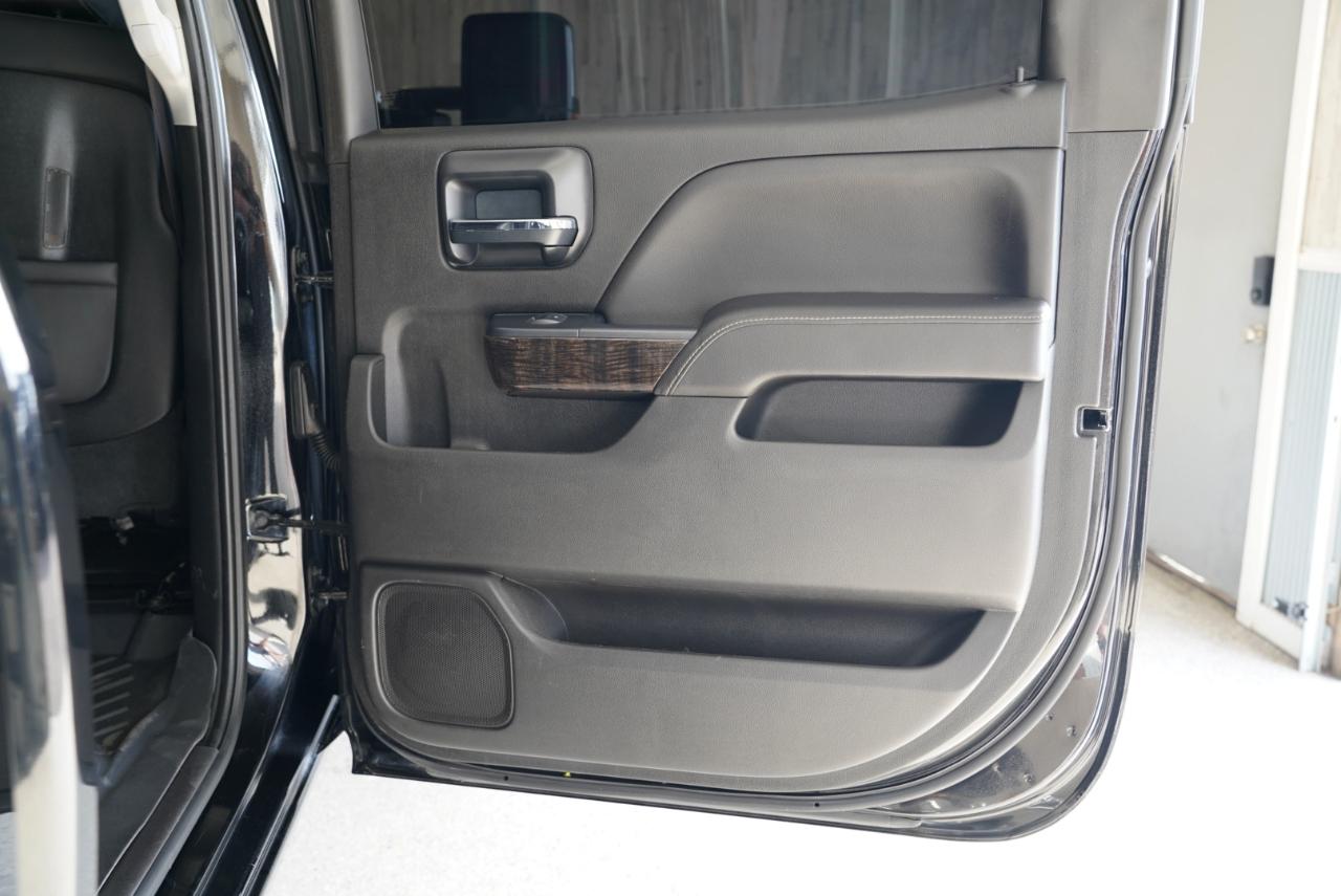 GMC Sierra 2500HD 4WD Crew Cab 153.7" Denali 2015