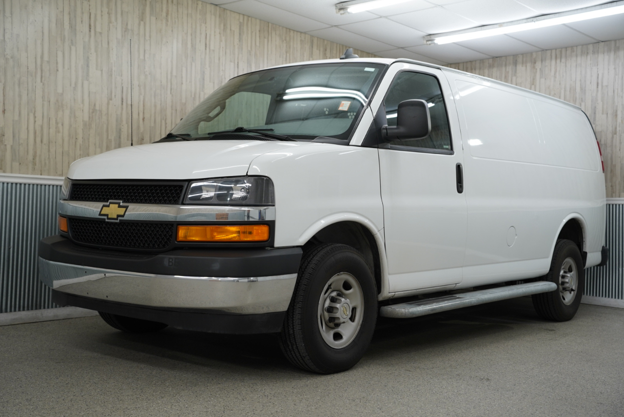 Chevrolet Express Cargo Van RWD 2500 135" 2023
