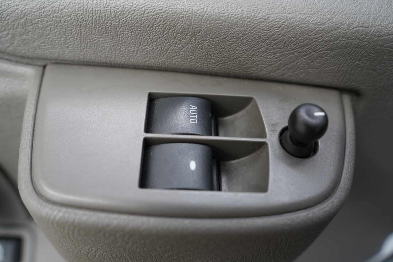 Chevrolet Express Cargo Van RWD 2500 135" 2023