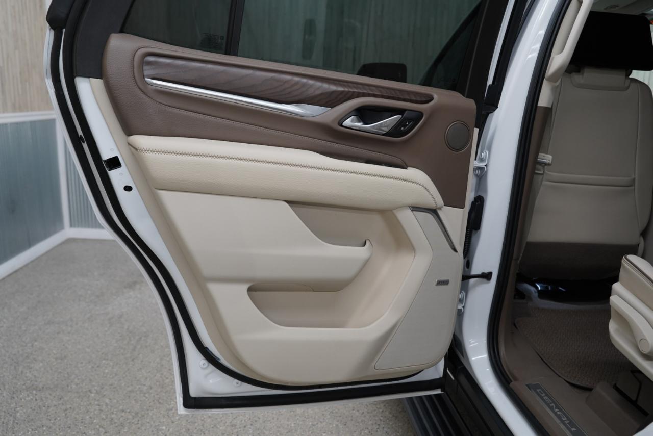 GMC Yukon 4WD 4dr Denali 2021