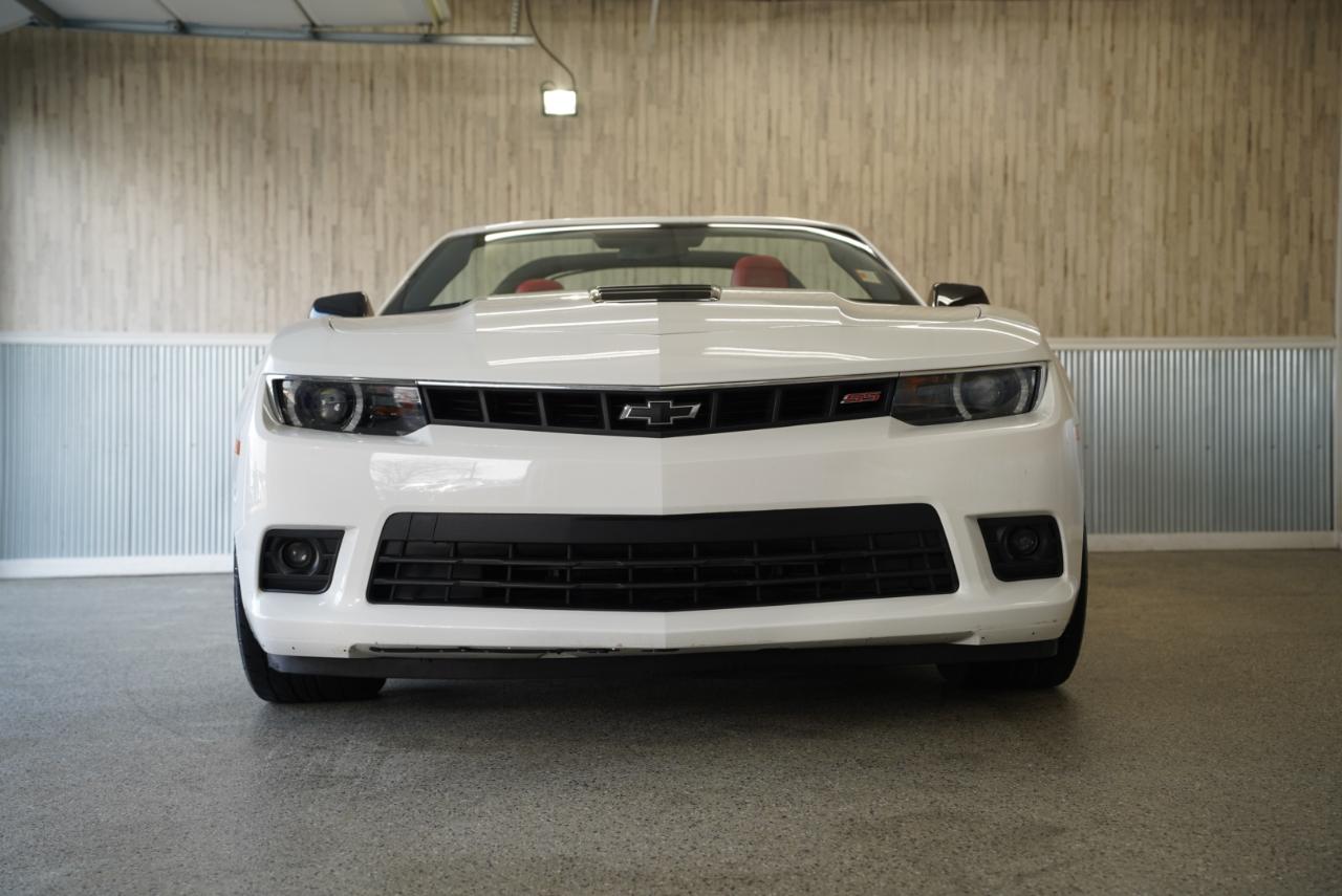 Chevrolet Camaro 2dr Conv SS w/2SS 2015