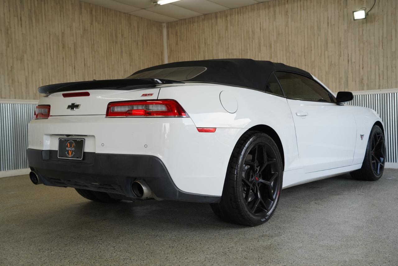 Chevrolet Camaro 2dr Conv SS w/2SS 2015