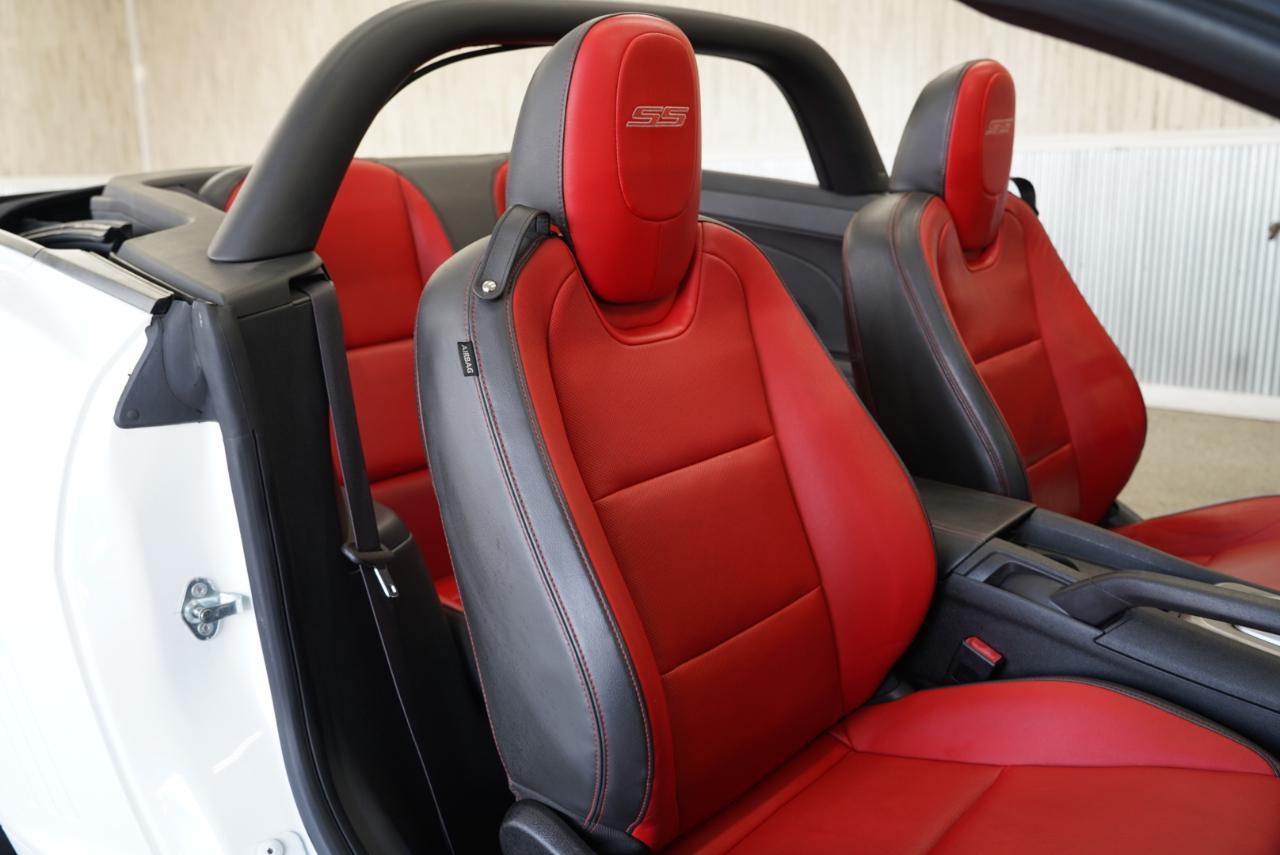 Chevrolet Camaro 2dr Conv SS w/2SS 2015