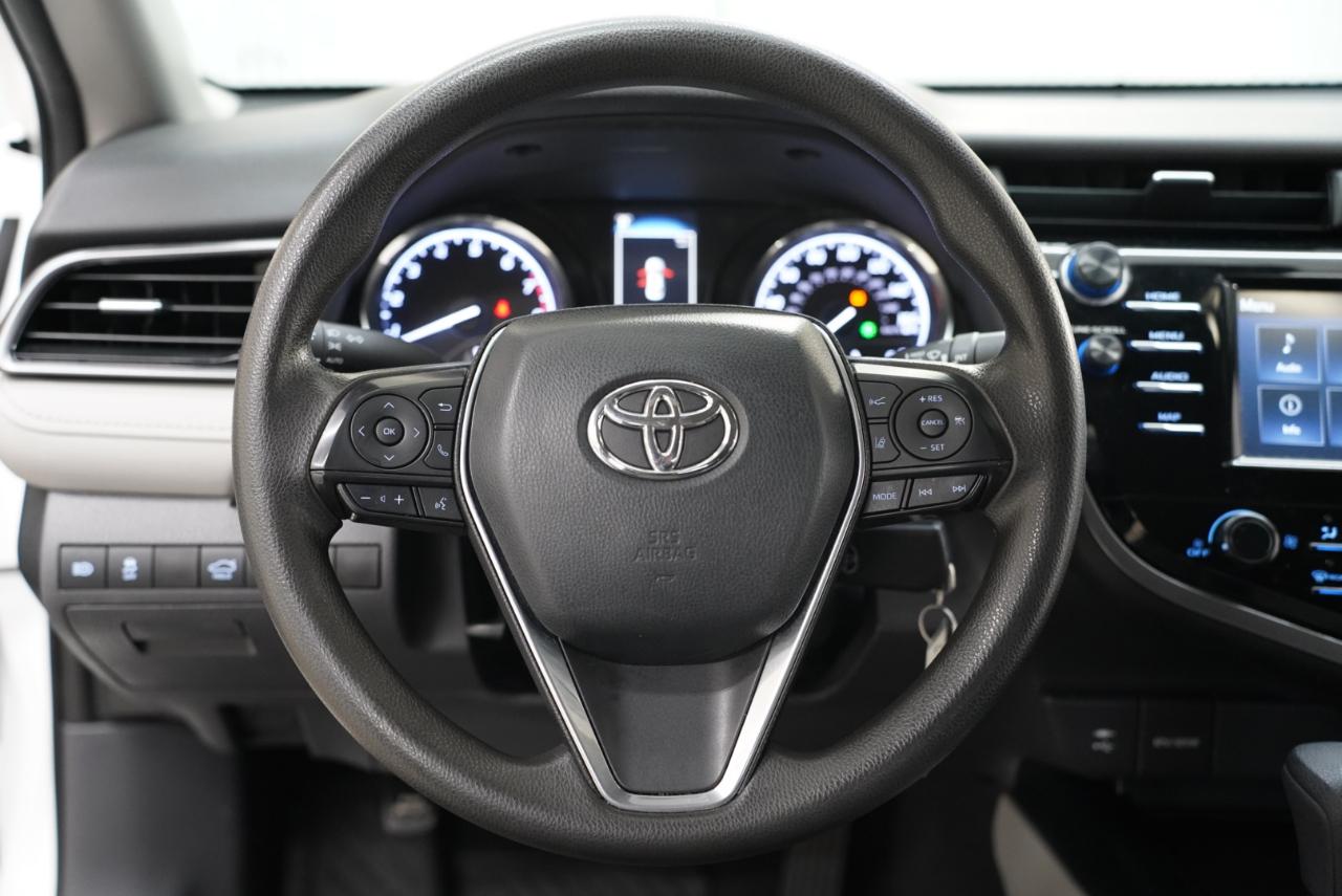 Toyota Camry  2019