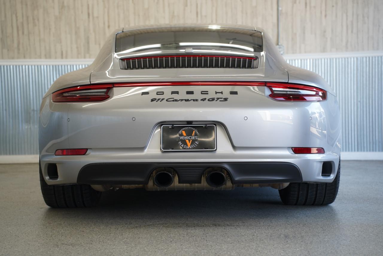 Porsche 911 Carrera 4 GTS 2019
