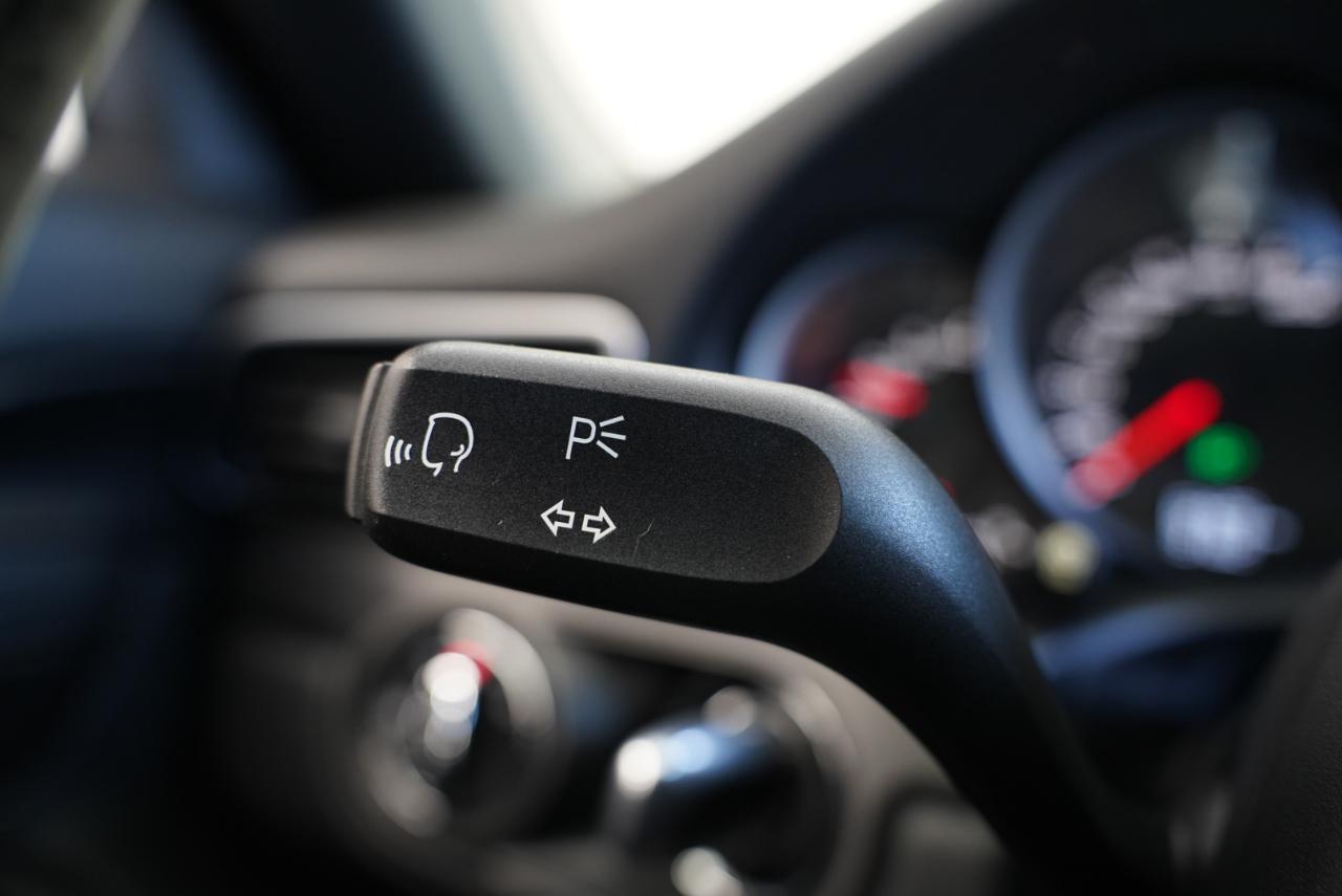 Porsche 911 Carrera 4 GTS 2019