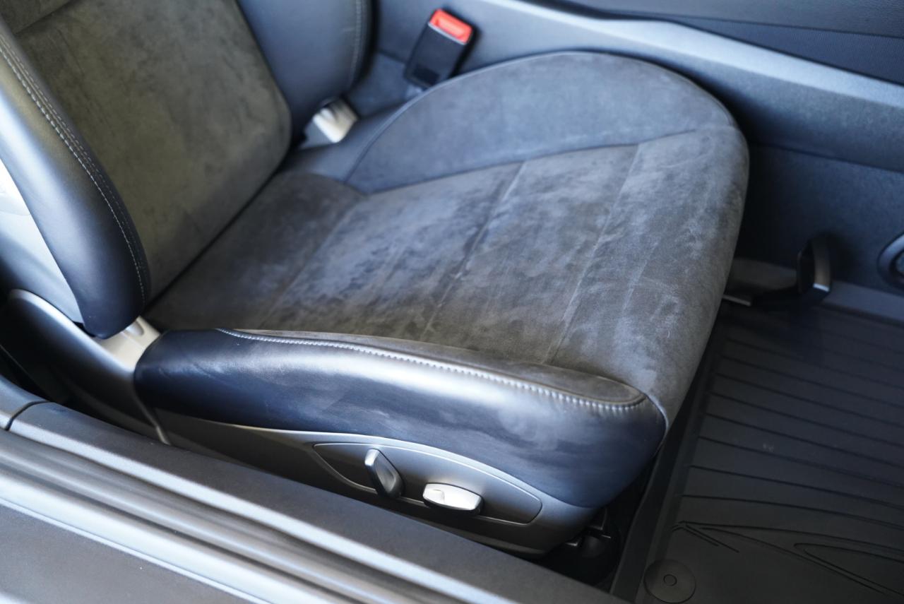 Porsche 911 Carrera 4 GTS 2019