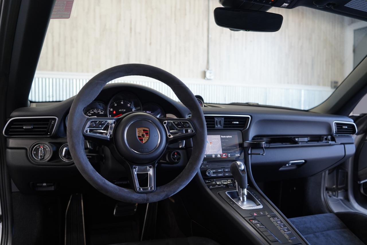 Porsche 911 Carrera 4 GTS 2019