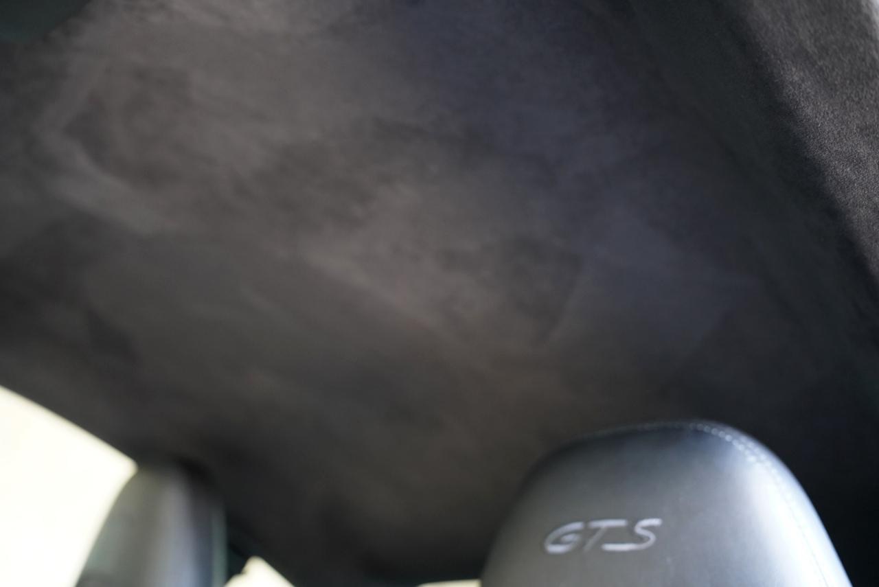 Porsche 911 Carrera 4 GTS 2019