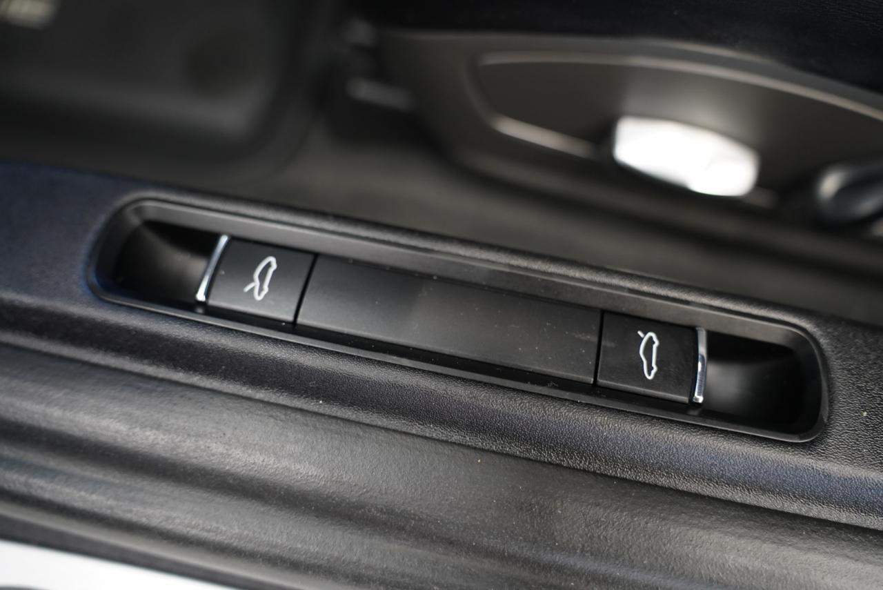 Porsche 911 Carrera 4 GTS 2019