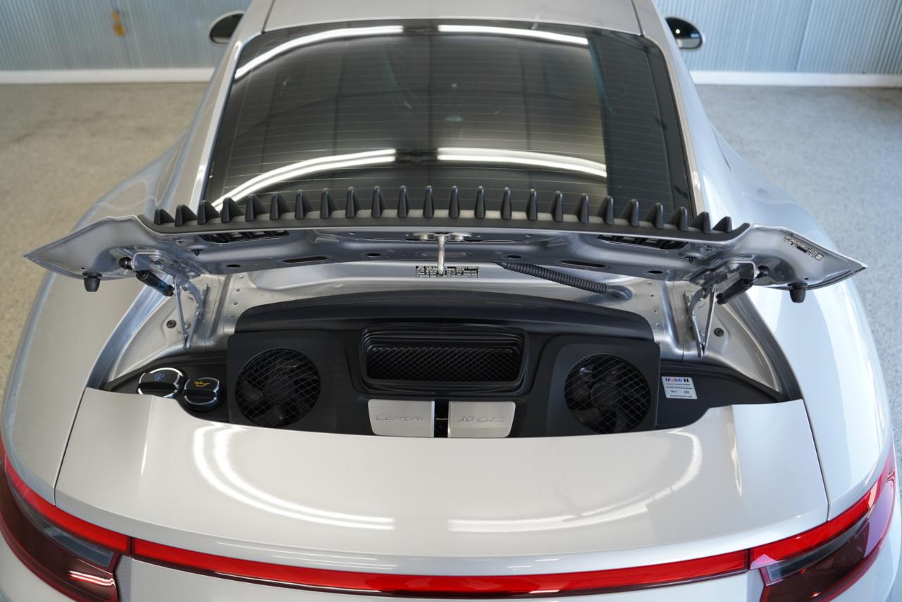 Porsche 911 Carrera 4 GTS 2019