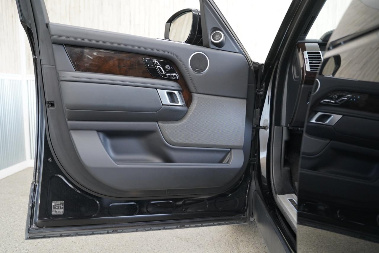 Land Rover Range Rover V8 Supercharged SWB 2019