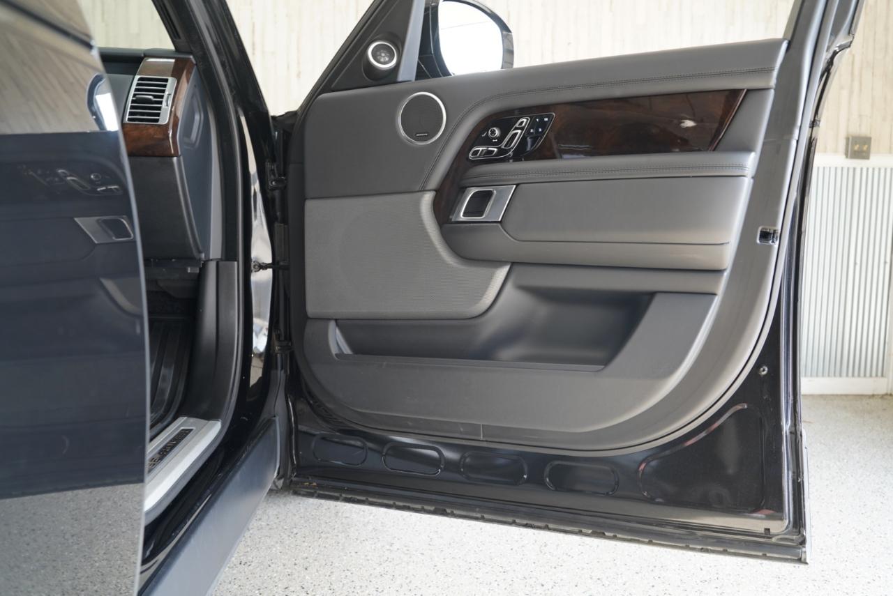 Land Rover Range Rover V8 Supercharged SWB 2019