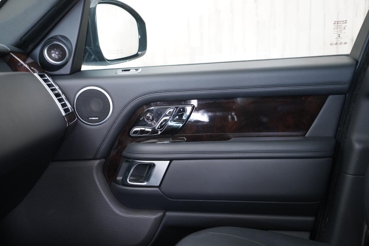 Land Rover Range Rover V8 Supercharged SWB 2019