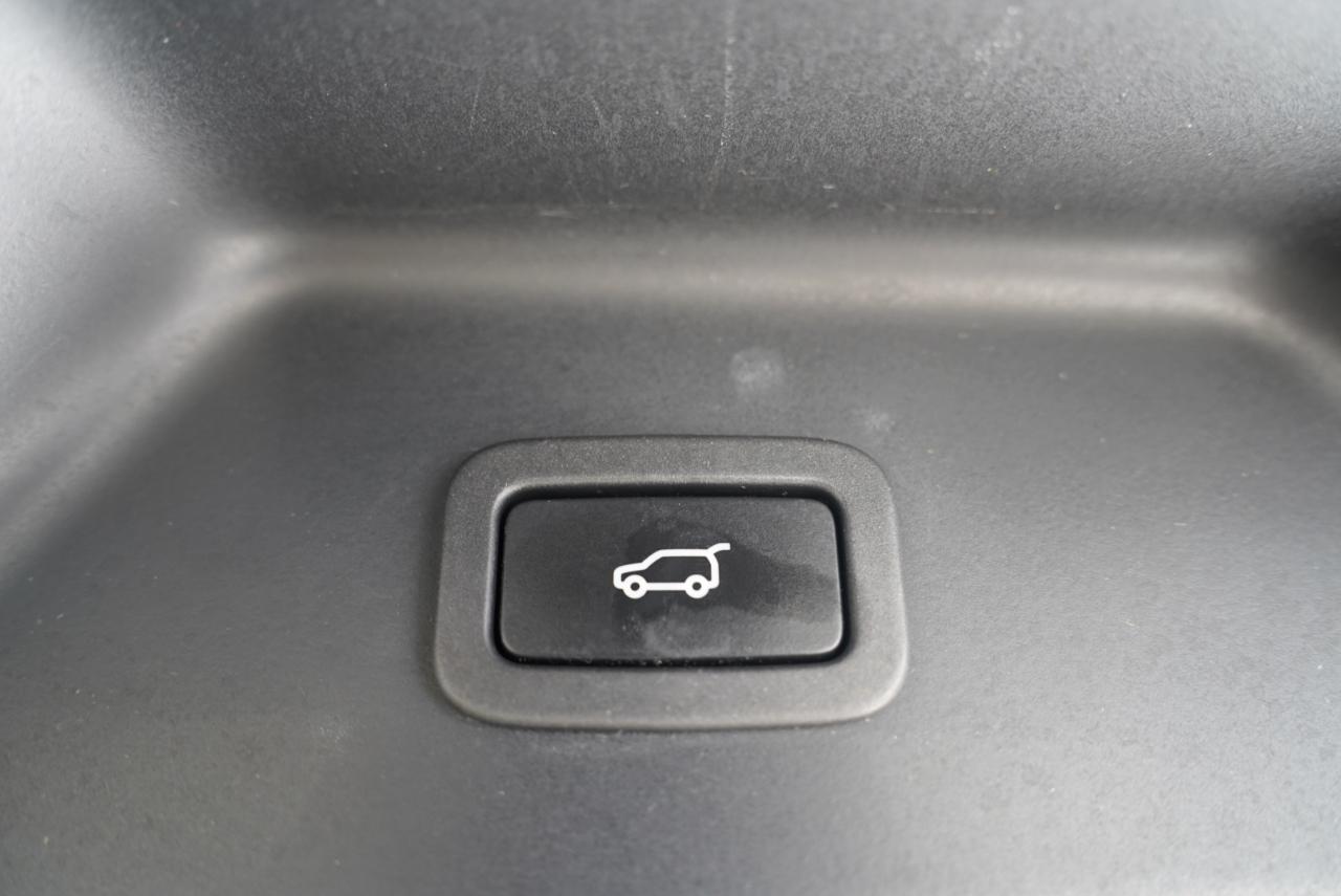 Land Rover Range Rover V8 Supercharged SWB 2019